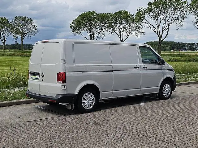 VOLKSWAGEN TRANSPORTER 2.0 TDI t6.1 l2h1 automaat!