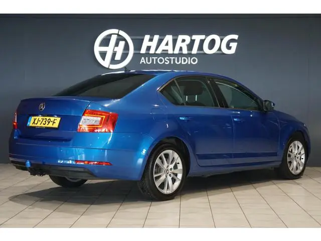 Skoda Octavia 1.5 TSI Greentech Ambition Business Automaat + TREKHAAK / KEYLESS / VOORRUITVERWARMING