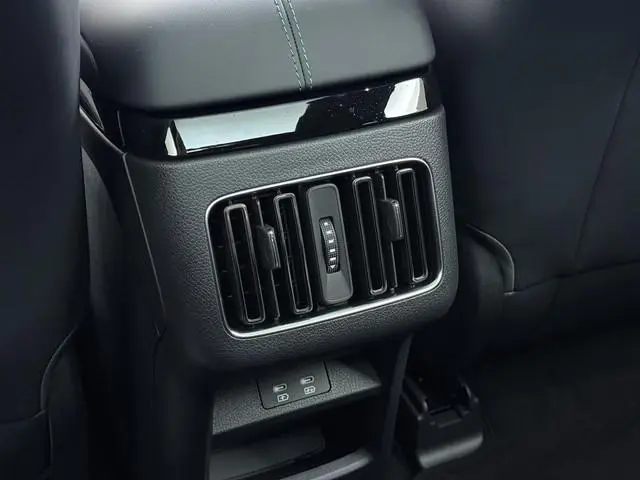 BYD SEAL U
