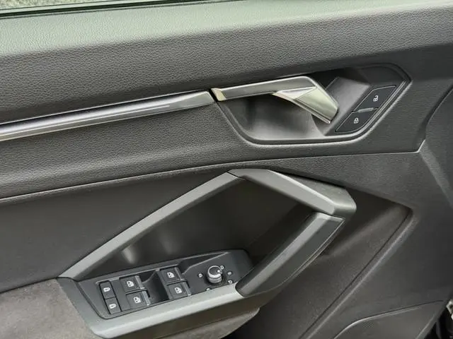 Audi RSQ3