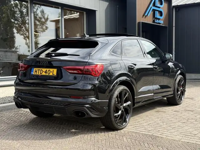 Audi RSQ3