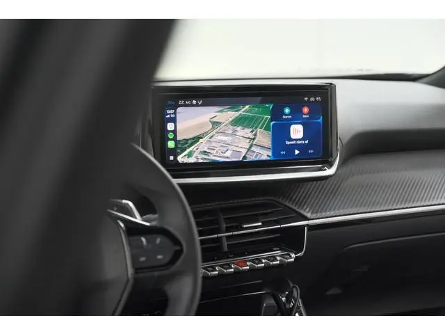 Peugeot 2008 Hybrid 136 e-DCS6 Allure | Navigatie | Parkeersensoren Voor + Achter | Apple Carplay