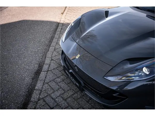 Ferrari 812 GTS