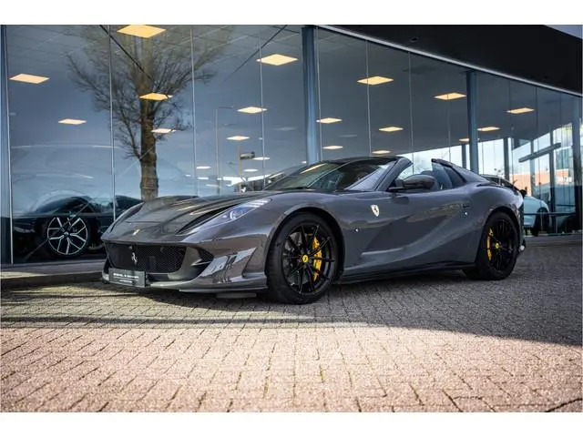 Ferrari 812 GTS