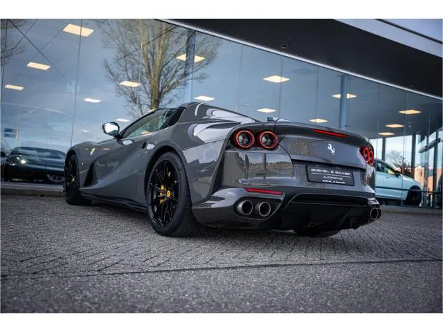 Ferrari 812 GTS