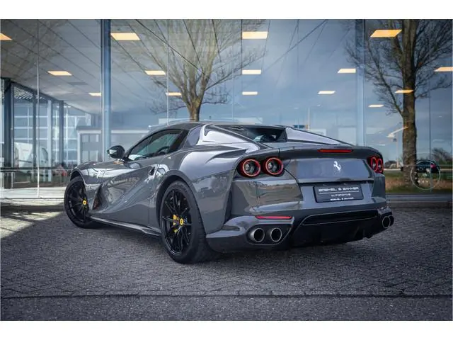 Ferrari 812 GTS