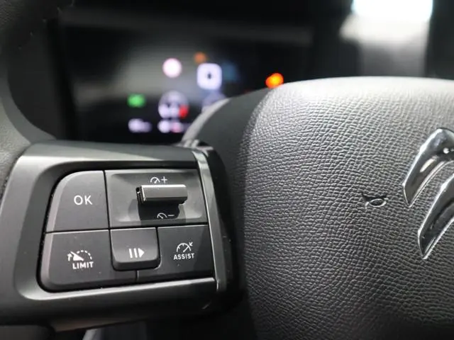 Citroën C4 X