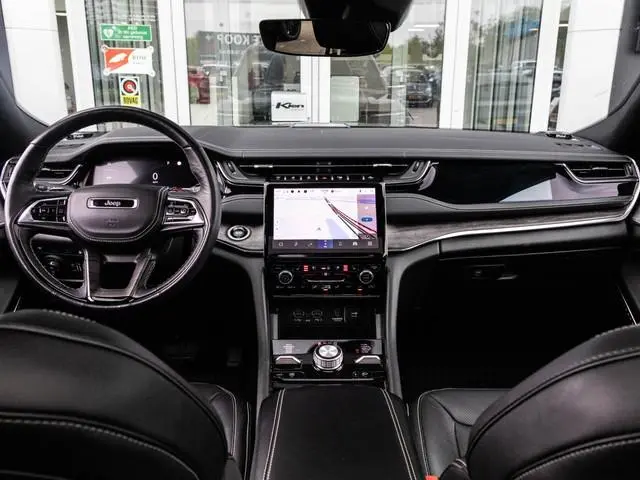 Jeep Grand Cherokee 2.0 Executive 4xe | Luchtvering | Pano-dak | Passenger screen | McIntosh Audio