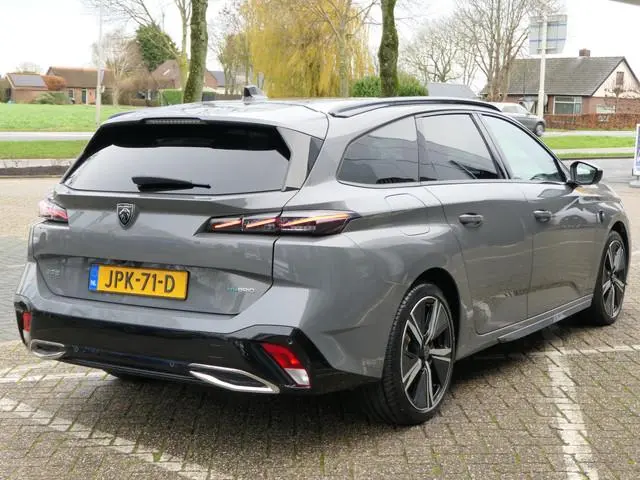 Peugeot 308