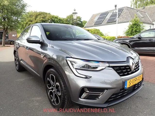 Renault Arkana 1.6 E-Tech HYBRID TECHNO / CARPLAY / ACC / CAMERA / PDC 