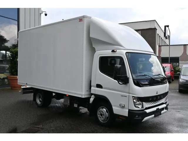 FUSO Canter