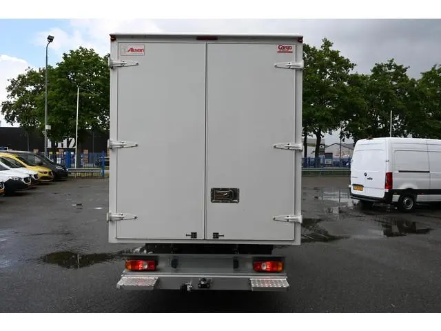 FUSO Canter
