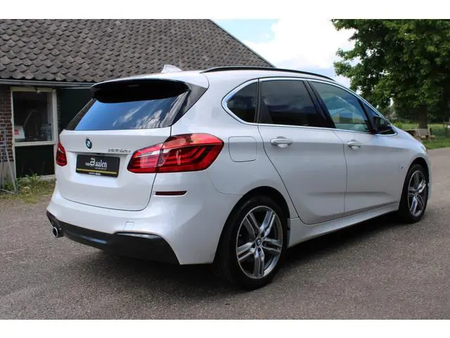 BMW 2-serie Active Tourer 225xe PHEV High Exe SOh 90.6% M-SPORT LEER LED NAVI 36000KM!!!