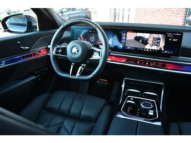 BMW 7-serie 750e xDrive M-Sport Exe-Lounge Theatre Connoisseur Climate-Acoustic