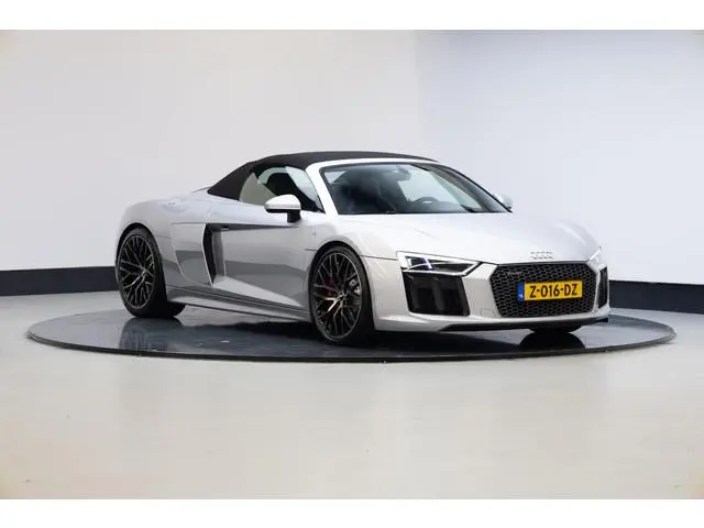 Audi R8 Spyder 5.2 FSI quattro | Carbon | B&O | Sportuitlaat |