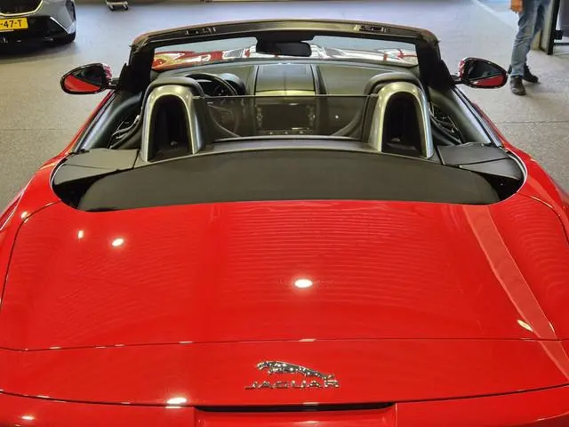Jaguar F-Type