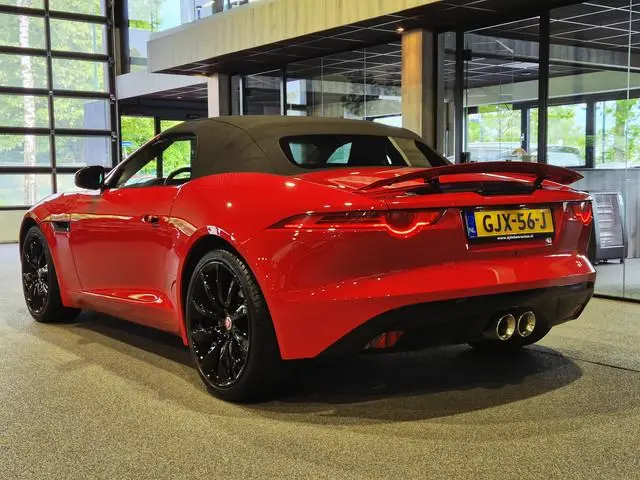 Jaguar F-Type