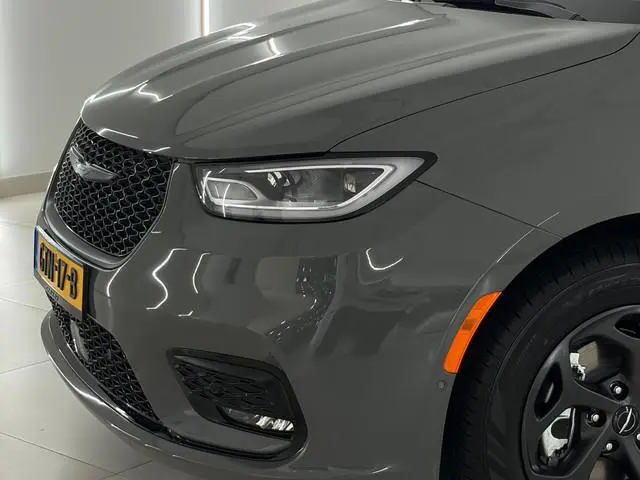 Chrysler Pacifica