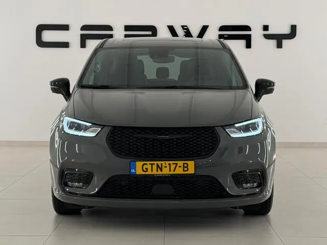 Chrysler Pacifica