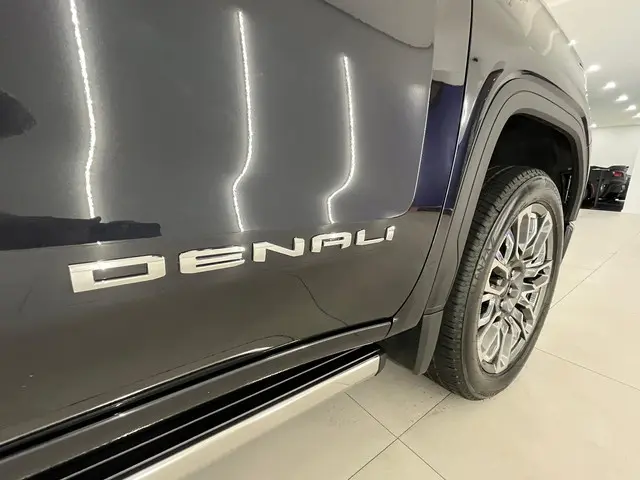 GMC Sierra
