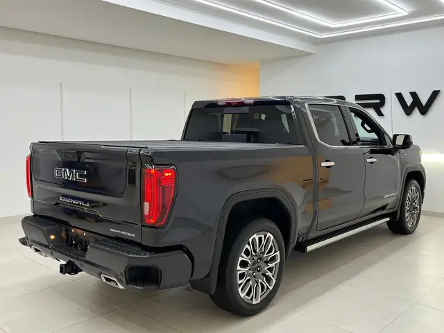 GMC Sierra