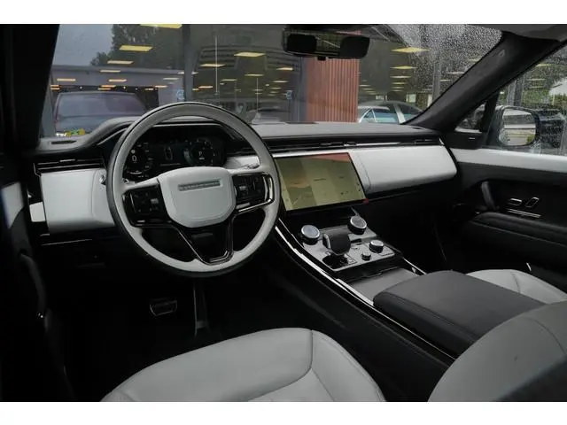 Land Rover Range Rover Sport 3.0 P510e First Edition Panoramadak Massage Meridian HeadUp Ambient 22'...