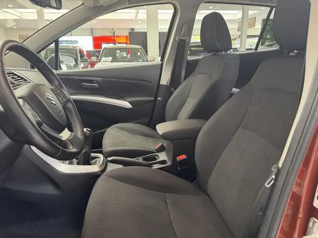 Suzuki S-Cross