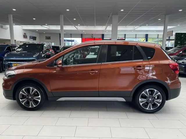 Suzuki S-Cross