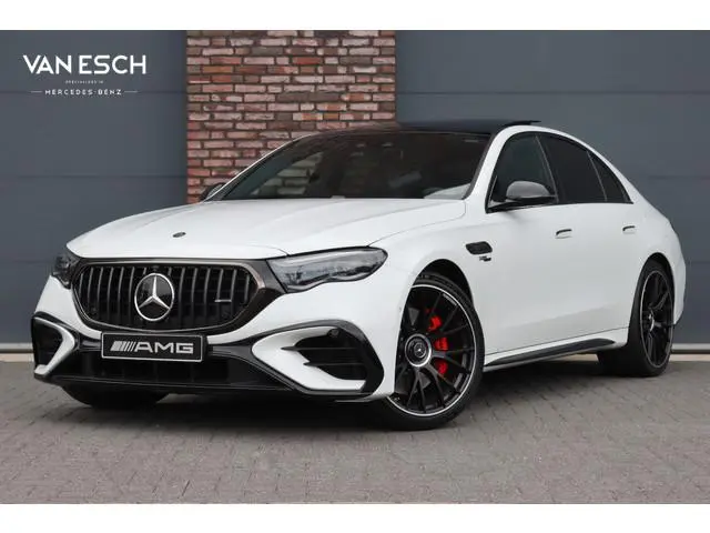 Mercedes-Benz E-klasse AMG 53 4MATIC+ Premium | 612pk | Hyperscreen | Achterasbesturing | Carbon | A...
