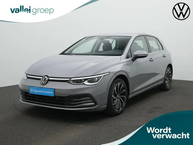 Volkswagen Golf 1.4 eHybrid 204 pk Style | Geheugen-/massagestoel | Achteruitrijcamera | Stuur-/stoe...