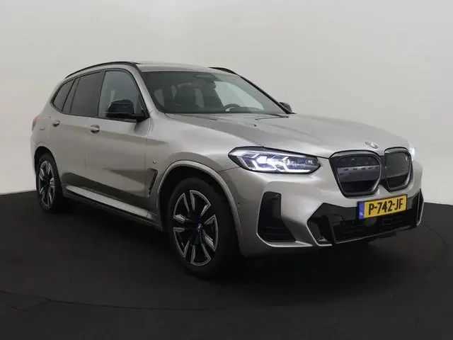 BMW iX3 Executive 80 kWh soh 95 M-Sport | Laser-LED | Leder | Panorama | Winterpakket |  03-2022 61....