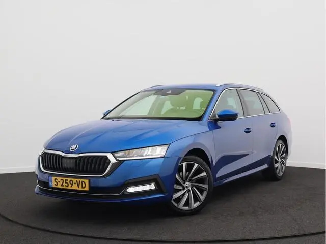 ŠKODA Octavia Combi 1.0 e-TSI Business Edition Plus/ automaat/ trekhaak!