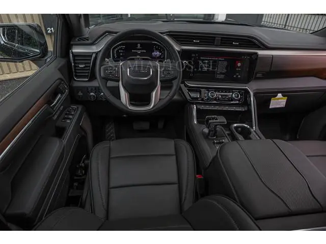 GMC Sierra