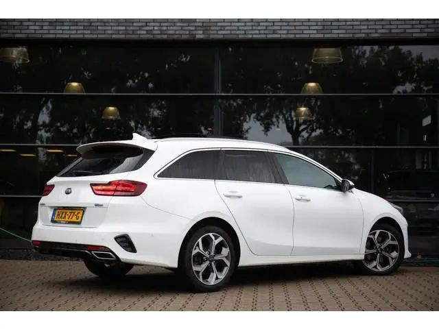 Kia Ceed Sportswagon 1.6 GDI PHEV ExecutiveLine , Panoramadak, Adaptive cruise, Leder, Vol!