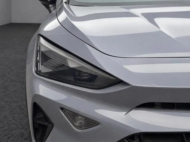 CUPRA Formentor 1.5 TSI e-Hybrid 204pk DSG Essential · 360 Camera · Stuur- & Stoelverwarming · Elek....