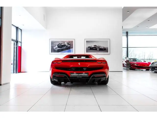 Ferrari 296