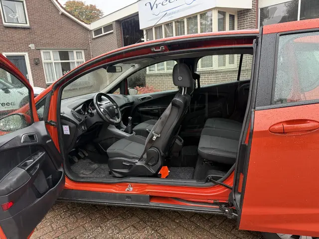 Ford B-MAX