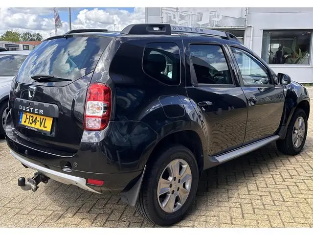 Dacia Duster 1.2 TCe 4x2 Prestige 125PK | Bullbar | Trekhaak | Parkeersensoren | Lederen Bekleding |...