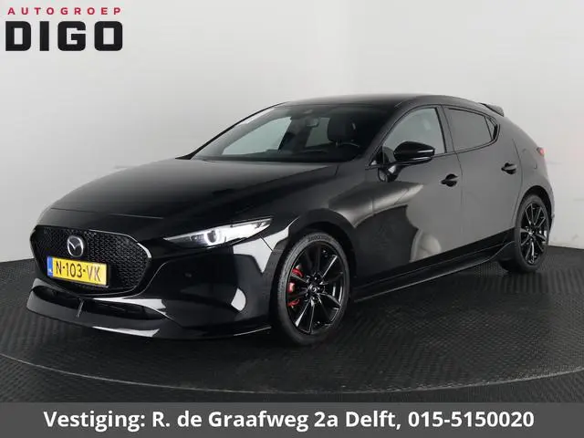 Mazda 3 2.0 e-SkyActiv-X M Hybrid 186 Black Luxury | Navigatie | Stoelverwarming | Camera |