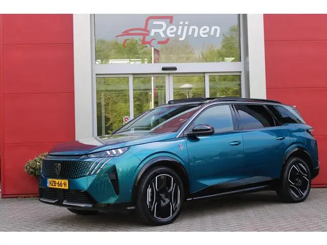 Peugeot e-5008
