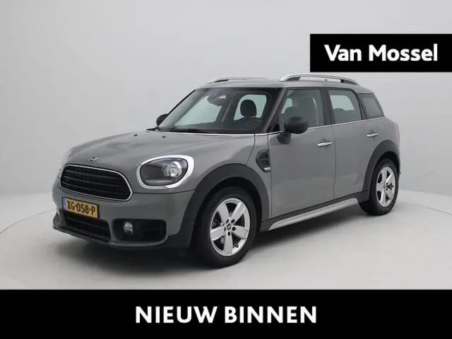 MINI Countryman 1.5 One Dutch Made Edition | Apple Carplay/Android Auto | Climate Control | Parkeers...