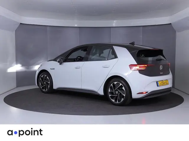 Volkswagen ID.3 First 58 kWh 204 pk | SOH 92,93% | Navigatie | Trekhaak (afneembaar) | Parkeersensor...
