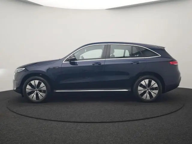 Mercedes-Benz EQC 400 4MATIC 85 kWh 408pk Dealer O.H | Adaptive Cruise | Matrix LED | Camera | Head...