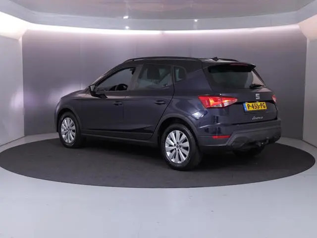 SEAT Arona 1.0 TSI Style Business Intense 95 pk | Navigatie | Trekhaak | Parkeersensoren achter | LE...