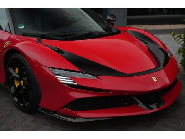 Ferrari SF90 Stradale