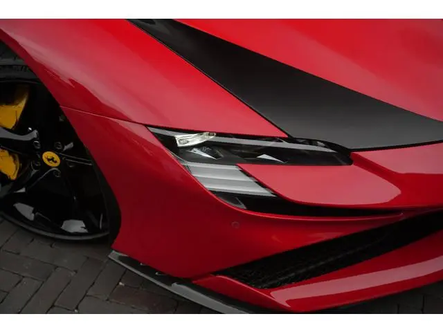 Ferrari SF90 Stradale