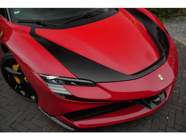 Ferrari SF90 Stradale