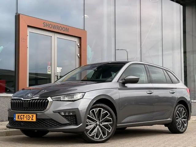 ŠKODA Scala 1.0 TSI Business Edition | Stoel/Stoelverwarming | DAB | Cruise | Apple Carplay |