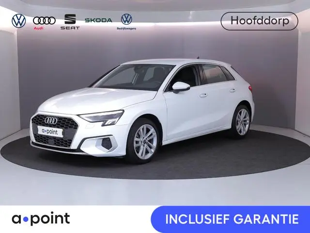 Audi A3 Sportback 30 TFSI Advanced edition 110 pk S-tronic | Navigatie | Parkeersensoren achter | LE...