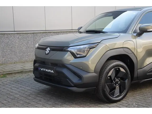 Suzuki e VITARA Select 49 kWh | "Rijd als één van de eersten in 2026 – bestel nu!" | Fabrieksgaranti...